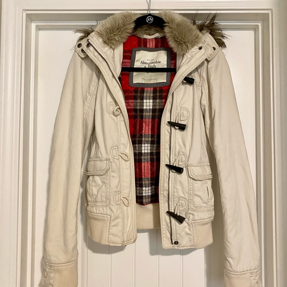 Abercrombie & Fitch Wood Toggle Faux Fur Jacket